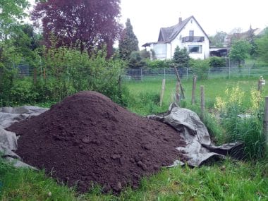 How to build a greenhouse: Soil