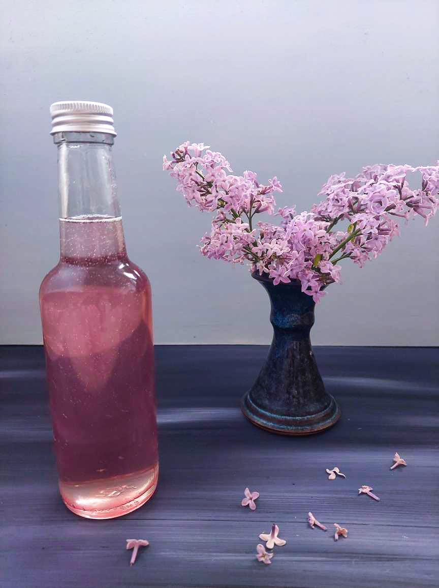 Lilac syrup