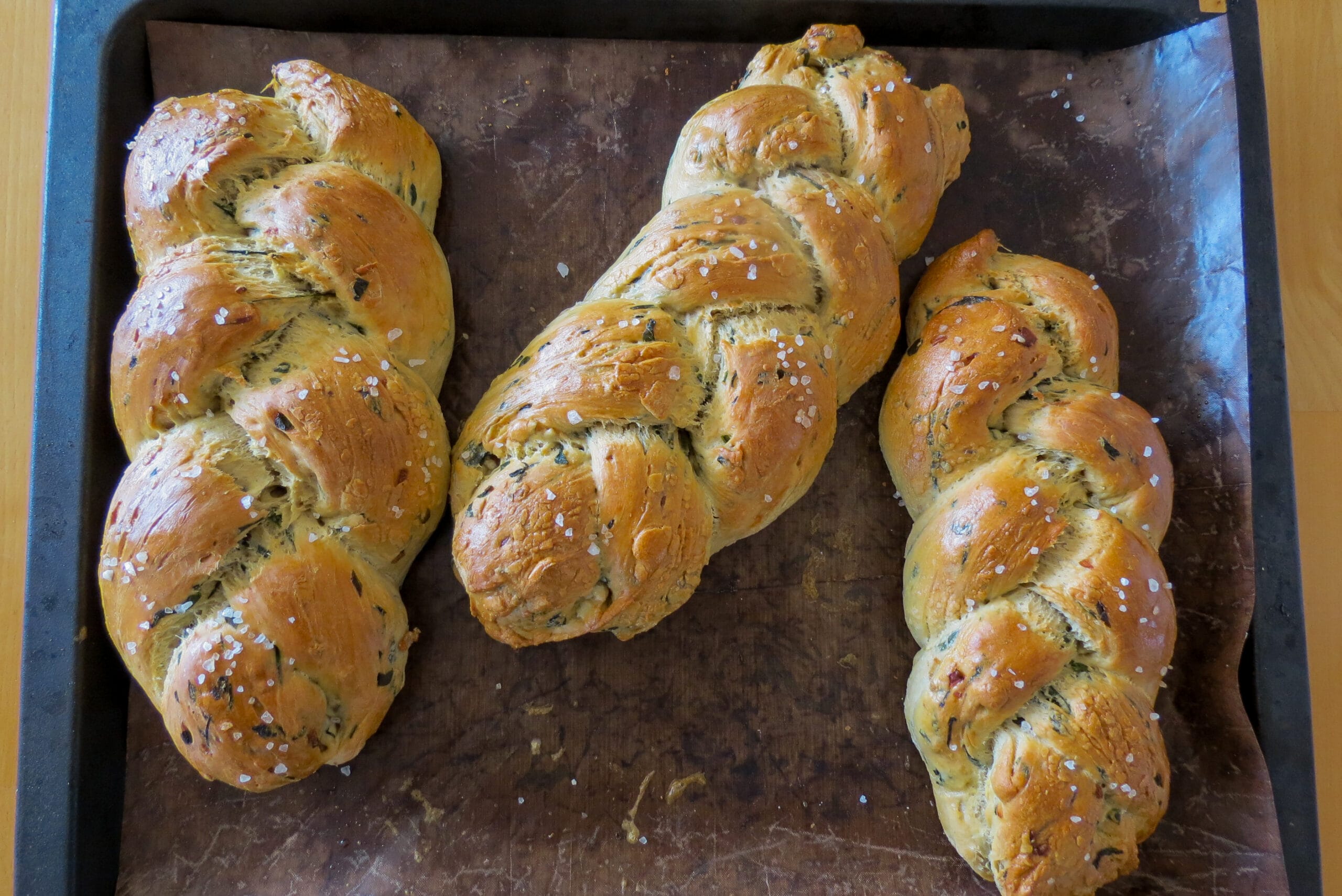 Bear's garlic brioche braids