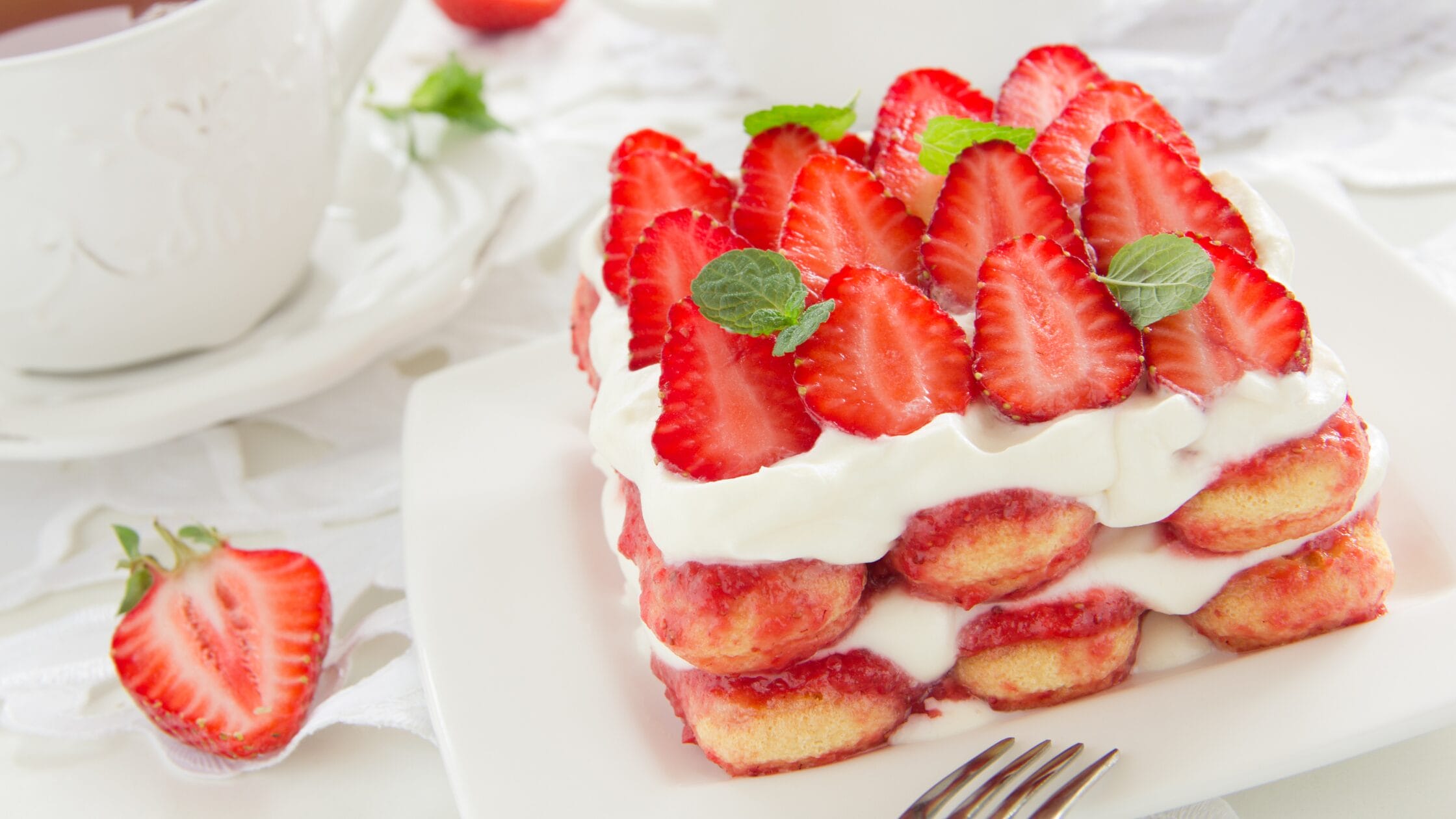 Strawberry tiramisu
